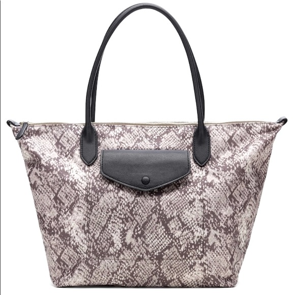 Banana Republic Handbags - Banana Republic Snake Print Nylon Tote Bag 👜 🆕